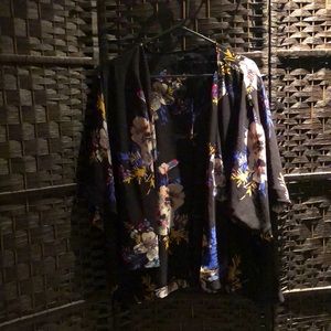 Floral print kimono